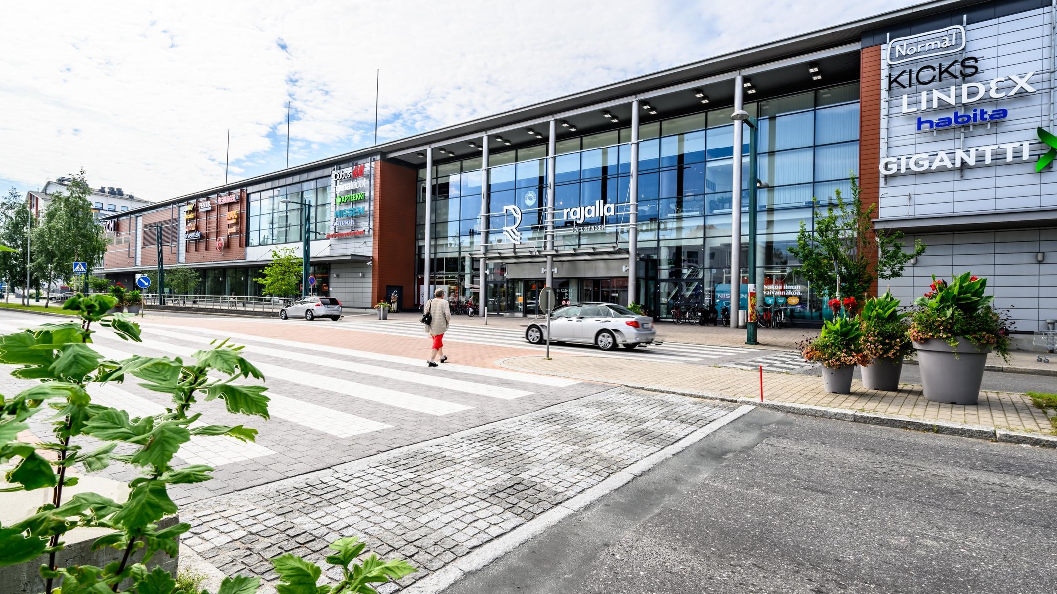 Köpcentret Rajalla - På Gränsen